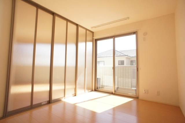 メゾンブロンシュの洋室|★可動間仕切りでスペース確保