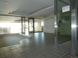 【エントランス】