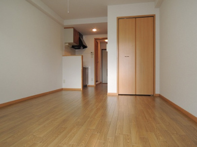 【洋室】 | サウス高安