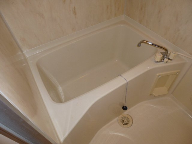 メゾンエトワールの浴室