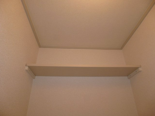 メゾンエトワールのトイレ|棚