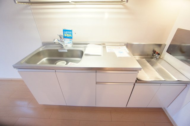 フレ　アビタシオンGのキッチン|※別号室参考写真です ※現況優先