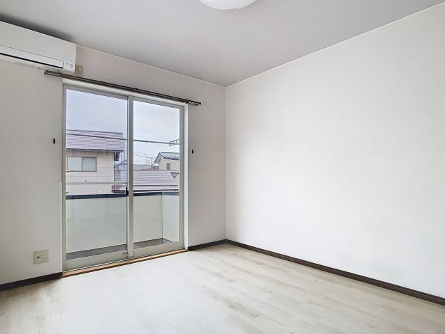 カーサピュアの洋室