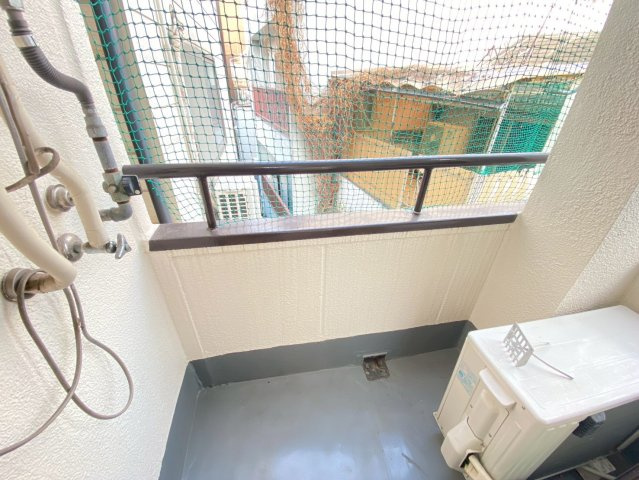 エストメゾン( 近畿大学 一人暮らし )のバルコニー