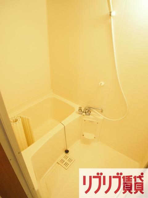 パセオ・高橋の浴室