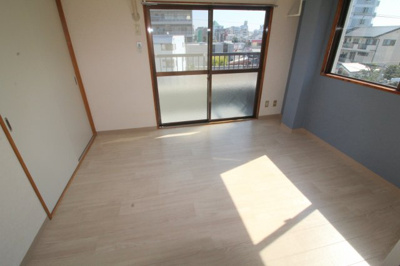 【洋室】 | マドレハイツ