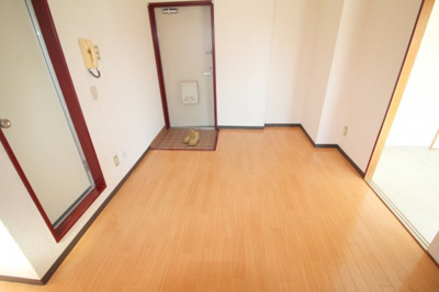 【居間・リビング】 | マドレハイツ