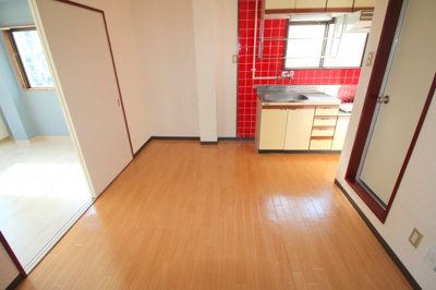 【居間・リビング】 | マドレハイツ