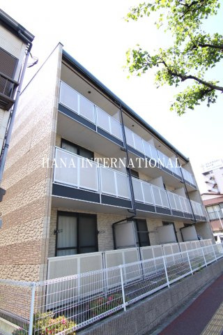 レオパレスおもひでの外観