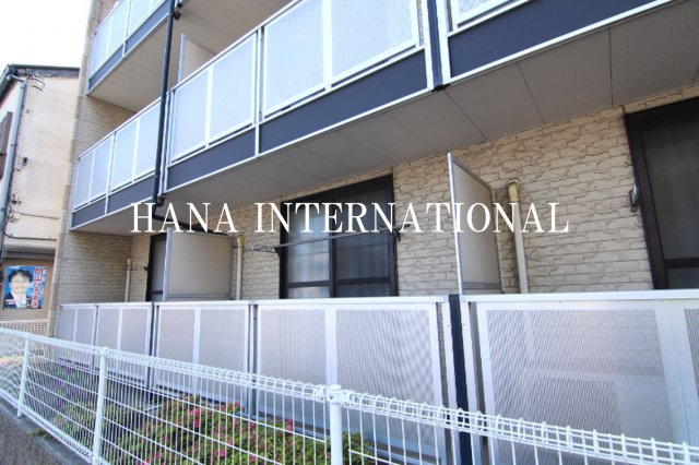 レオパレスおもひでのバルコニー