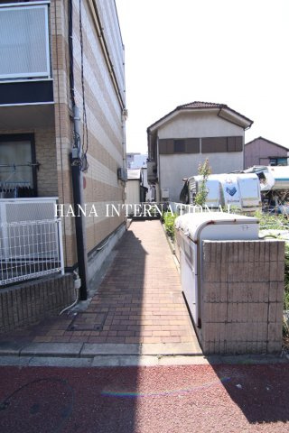 レオパレスおもひでのエントランス