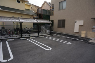 【駐車場】