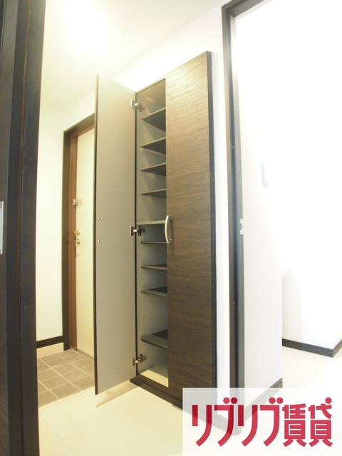 富士見Nameki Mansionの玄関