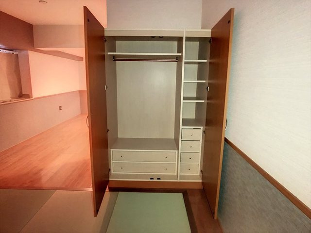 Grand E'terna 福岡天神橋の収納|Ｇｒａｎｄ　Ｅ’ｔｅｒｎａ福岡天神橋（1K）収納