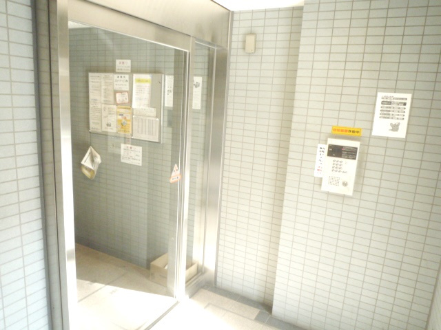 スカイコート本郷東大前のエントランス|エントランス