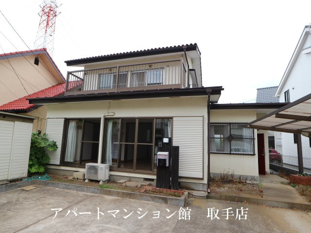 小浮気戸建の外観