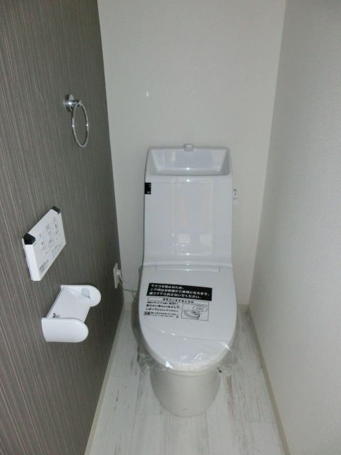 大阪市淀川区三津屋北１丁目の賃貸マンションのトイレ