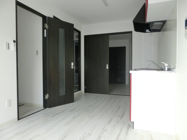 大阪市淀川区三津屋北１丁目の賃貸マンションの居間・リビング