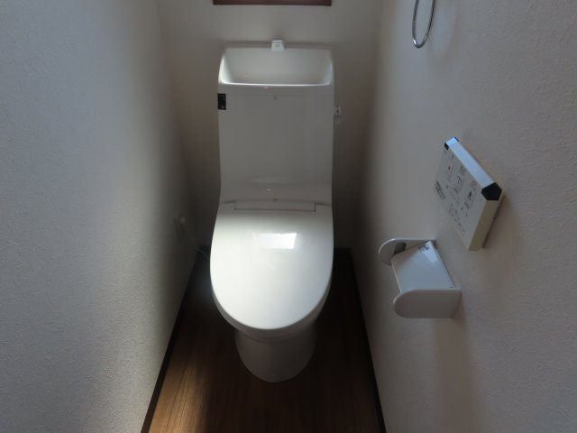 大阪市淀川区三津屋北１丁目の賃貸マンションのトイレ