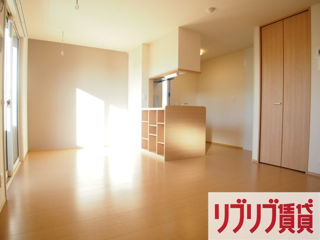 PARK HILLS MIYAKO　G　の居間・リビング