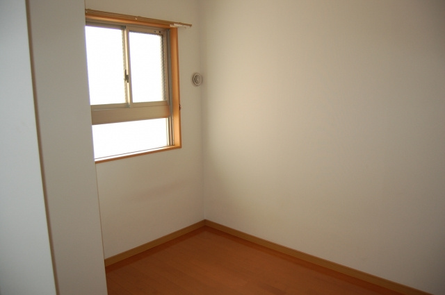 【寝室】 | ※同建物同型別のお部屋