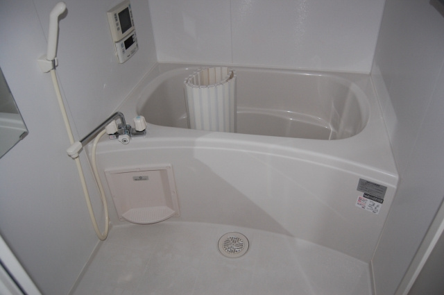 【浴室】 | ※同建物同型別のお部屋