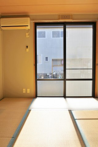 日天ながた野の和室