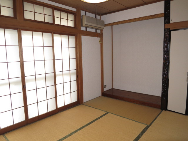 西東京市谷戸町１丁目の一戸建ての和室