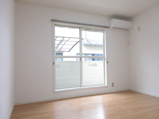 【洋室】 | ラッシュオン21