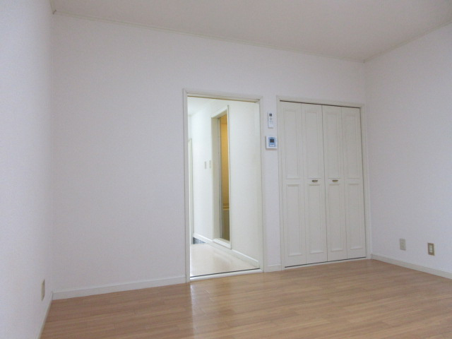 【洋室】 | ラッシュオン21