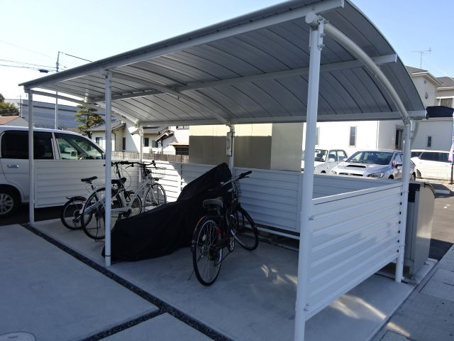 倉敷市酒津のアパートのその他共用部分|自転車置き場