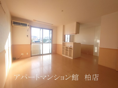 レスペート柏の葉の居間・リビング