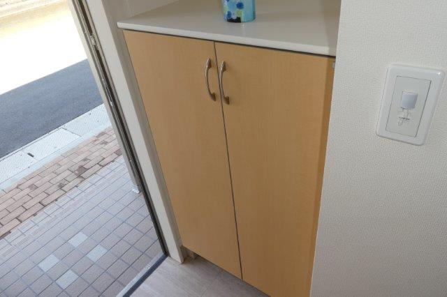 ミルキーウェイ酒津の内装|シューズボックス