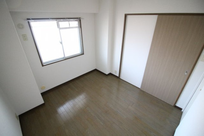 【寝室】 | メゾン・ル・ウエスト