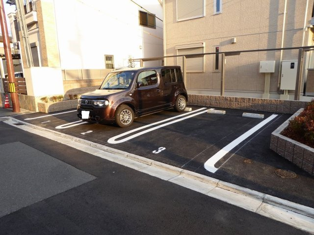 セジュール稲田本町Ⅱの駐車場