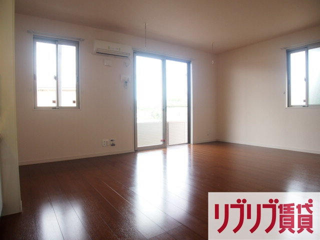 リヴェール星久喜の居間・リビング