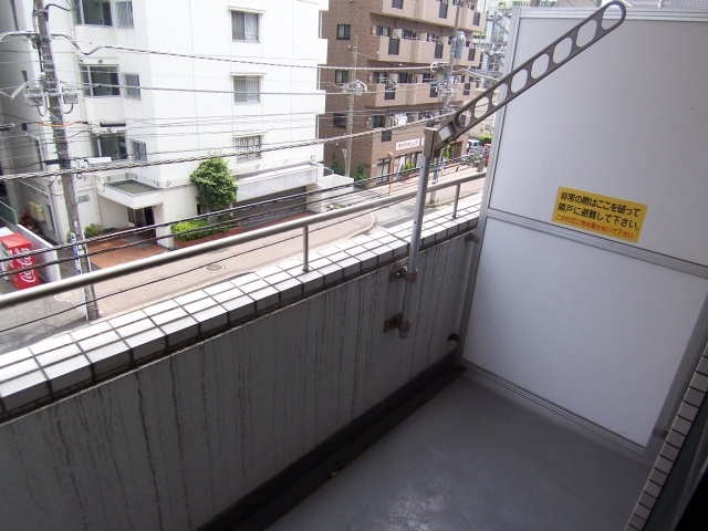 高野山第一ビルのバルコニー