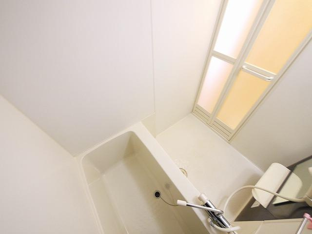 フラッツ小西の浴室|日々の暮らしに欠かせないお風呂です