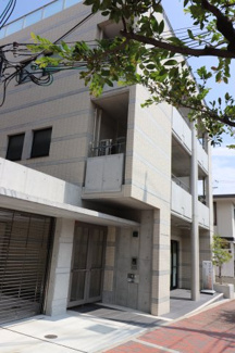 【外観】 | ウエストヒル御影城ノ前 | タイル張りの美しい外観