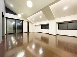 【居間・リビング】 | ウエストヒル御影城ノ前