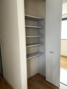 【収納】 | ごとくハイツB | 廊下物入