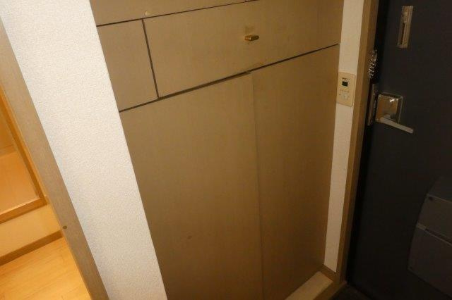 ラピュータ大島Ｂの内装|シューズボックス