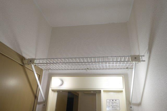 ラピュータ大島Ｂの洗面所|洗面所棚