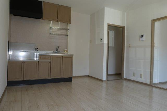 ラピュータ大島Ｂの居間・リビング|ダイニングキッチン