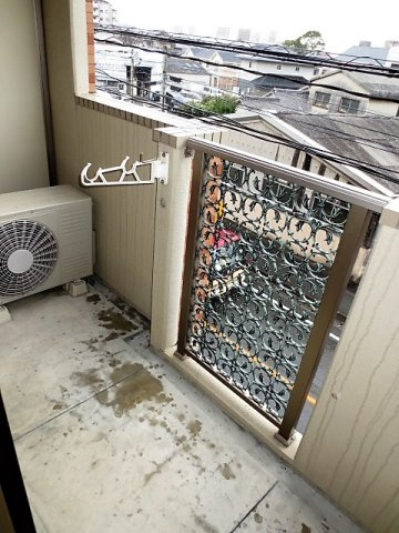 【バルコニー】 | メモリアル空港東 | 同タイプ部屋