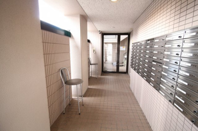 【エントランス】 | 神戸学生俱楽部