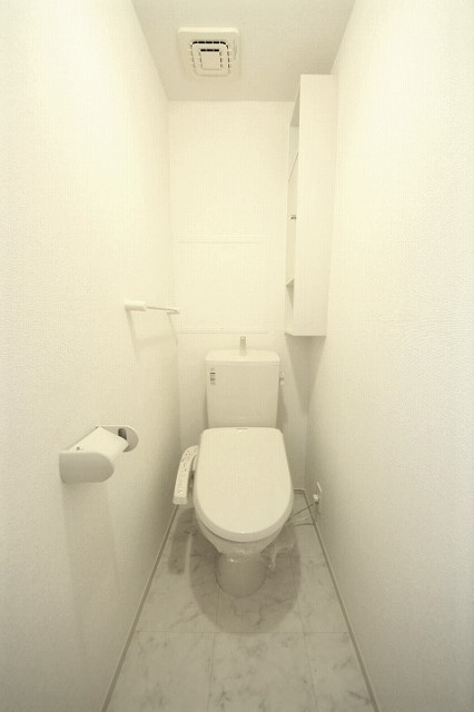 メゾン・ベール　Ａのトイレ|コンパクトで使いやすいトイレです