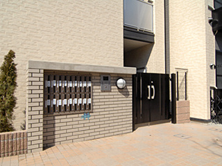 【エントランス】 | ルミエール西台