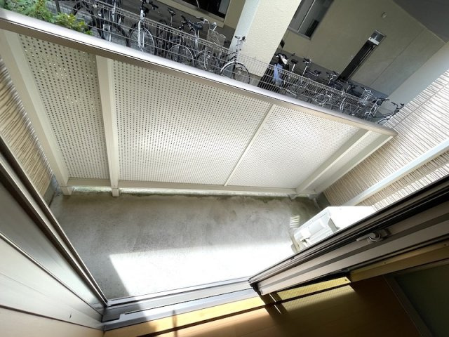 クラヴィエ長田町のバルコニー