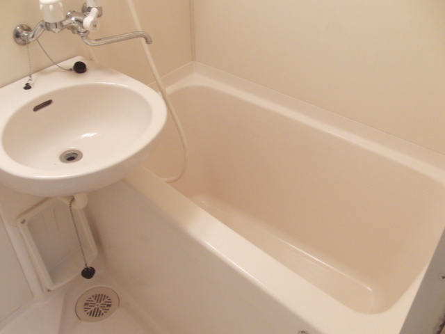 セントラル淀川の浴室